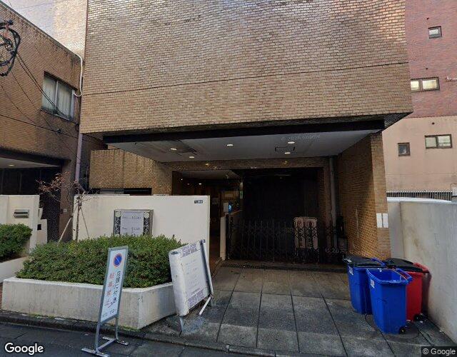 K 右側からの外観