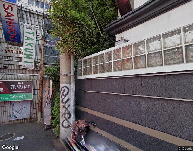ホテル 苺 裏側からの外観