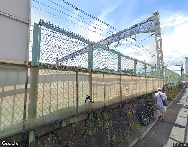 ホテル ENJU 本館 左側からの外観