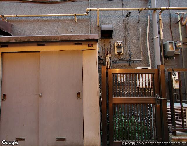 HOTEL Karin 裏側からの外観