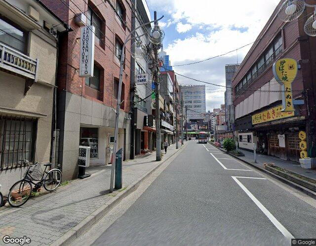 ホテル ボストンクラブ 右側からの外観