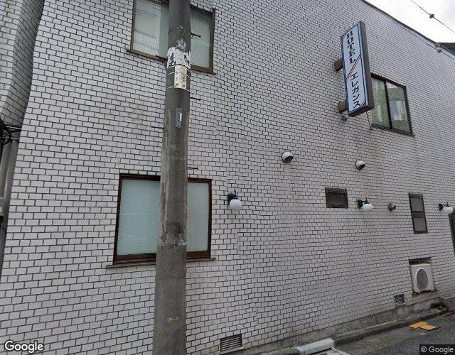 エレガンスの外観