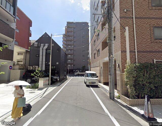 ホテル アミ 裏側からの外観