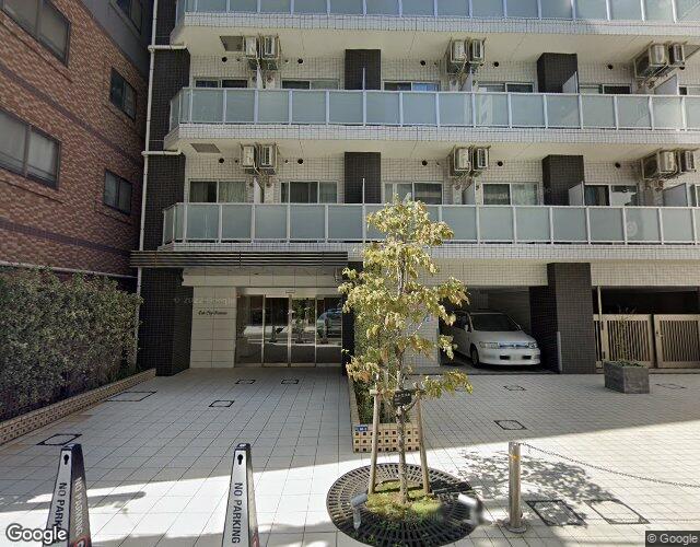 ホテル アミ 左側からの外観
