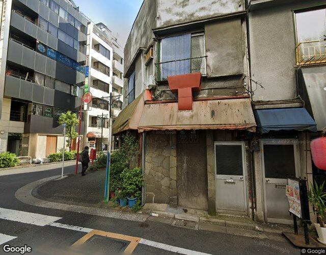 ホテル マーブル 右側からの外観