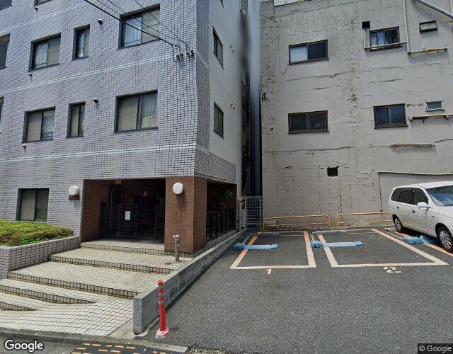 プランタン 左側からの外観