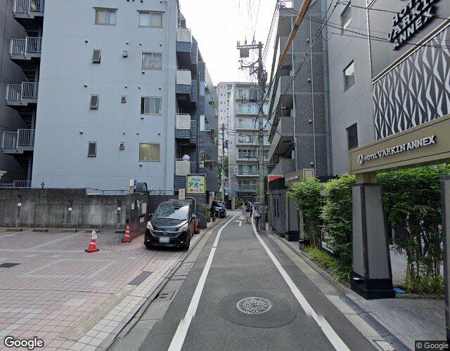 ホテル グラス 左側からの外観