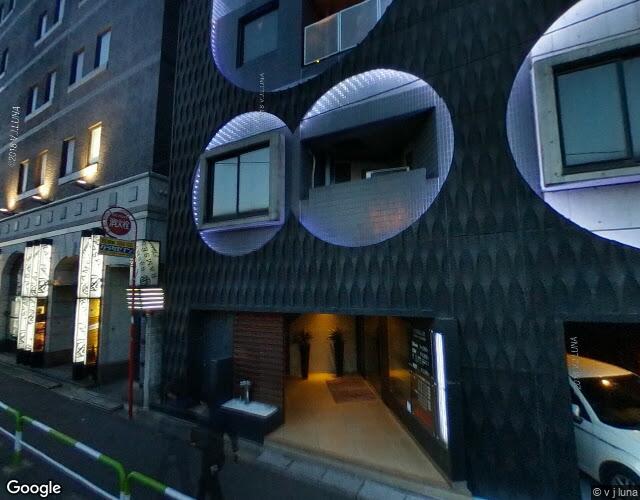 HOTEL VARKIN 左側からの外観
