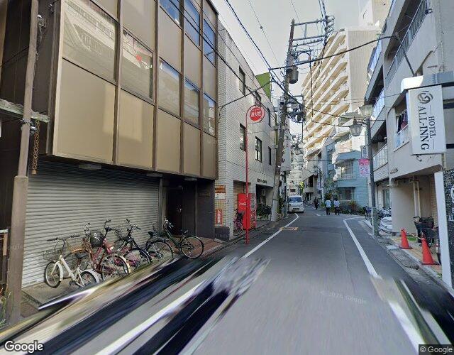 ALL-INN Ｇ 左側からの外観