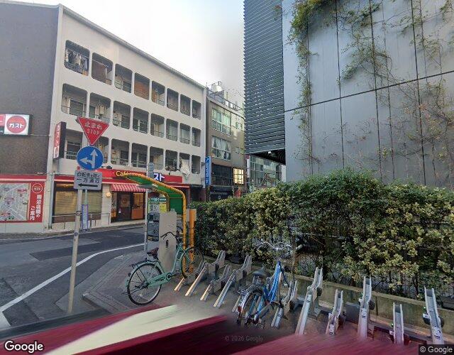 ティファニー 裏側からの外観