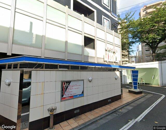 ホテル ビアンカ ドゥエ 右側からの外観
