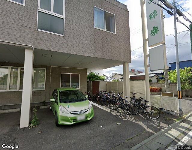 アシュエル 右側からの外観