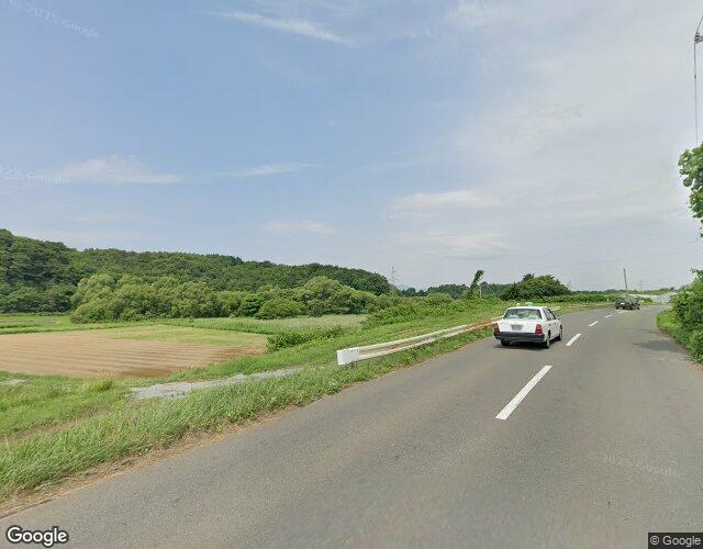 田園 左側からの外観