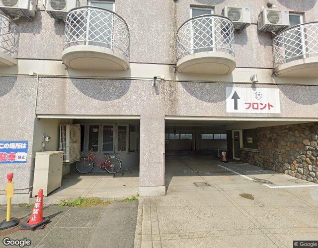 IKINA　HOTEL 左側からの外観