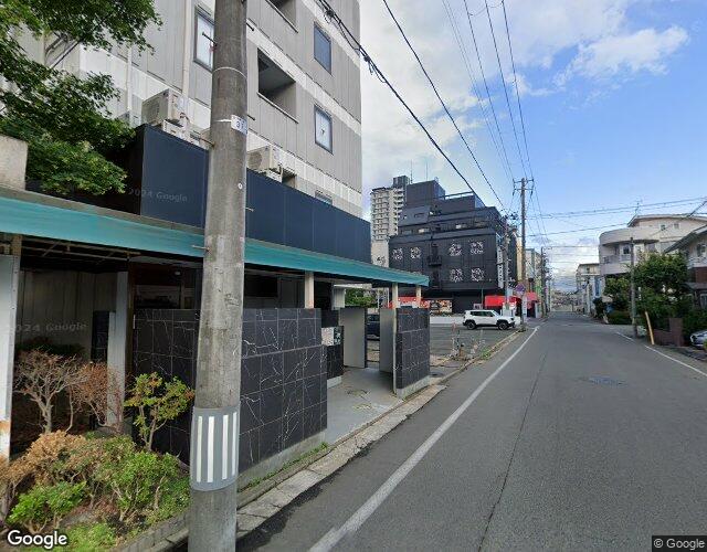 ホテル 西欧館 1号館 左側からの外観