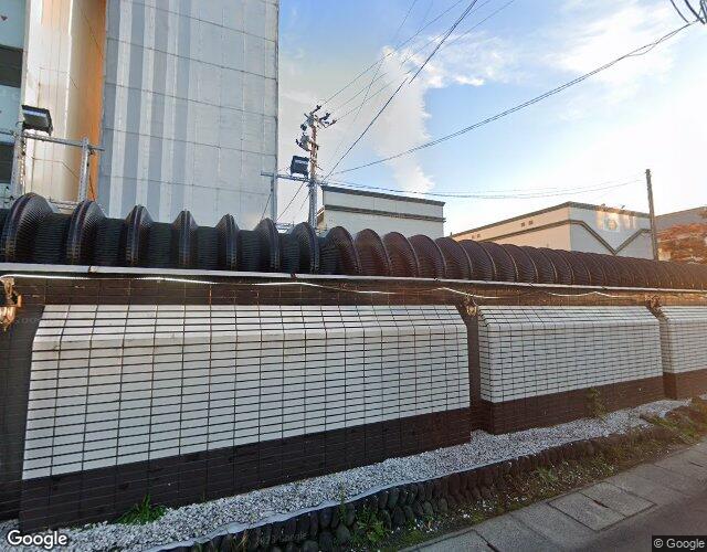 シンドバッド青森店 裏側からの外観