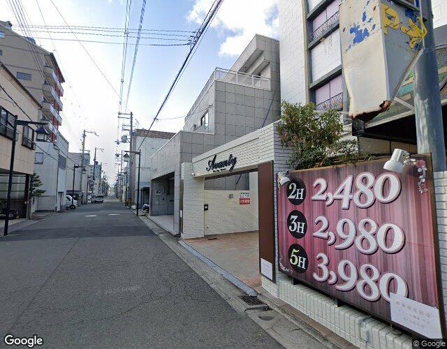 ホテルアバンティ【スタイリッシュグループ(おとぼけビーバー)】 裏側からの外観