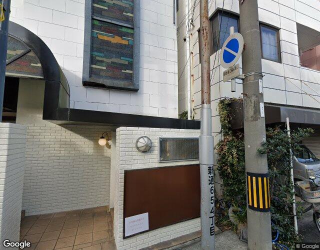 ホテルアバンティ【スタイリッシュグループ(おとぼけビーバー)】 左側からの外観