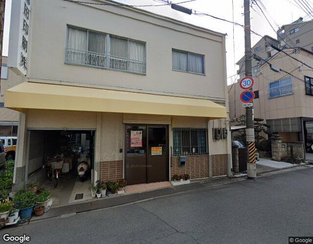 ホテルアバンティ【スタイリッシュグループ(おとぼけビーバー)】 右側からの外観
