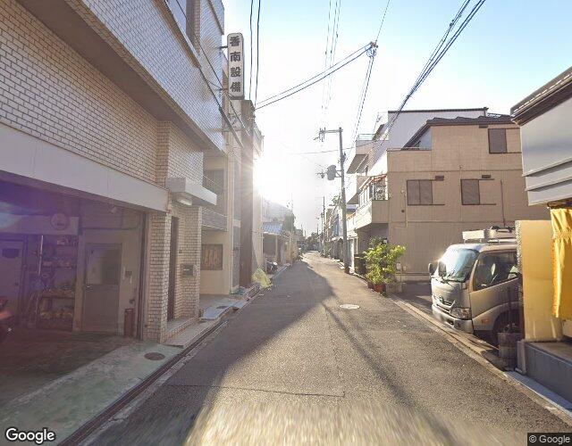 あひるのともだち 右側からの外観