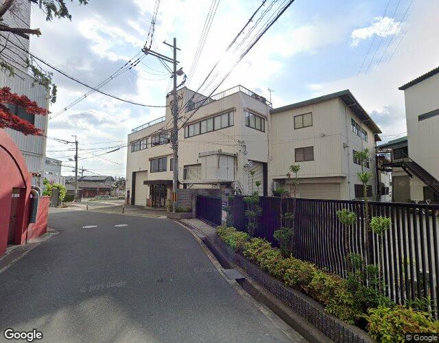 おとぼけビーバーアミー【スタイリッシュグループ(おとぼけビーバー)】 右側からの外観