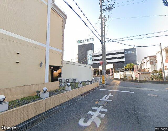 おひるねラッコ　堺 裏側からの外観