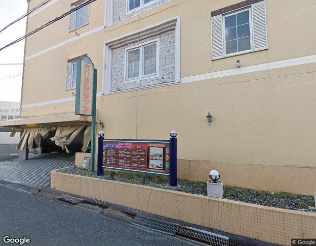 おひるねラッコ　堺 右側からの外観