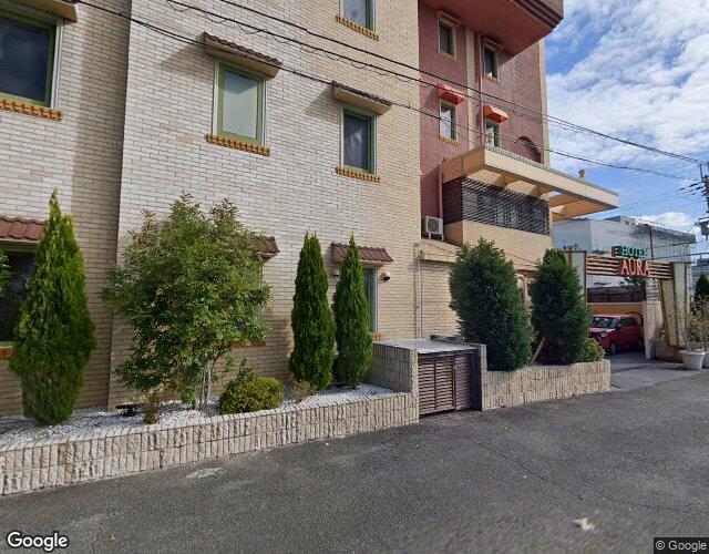 AURA関空店 右側からの外観