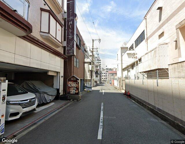 ホテル ヒルズ 左側からの外観