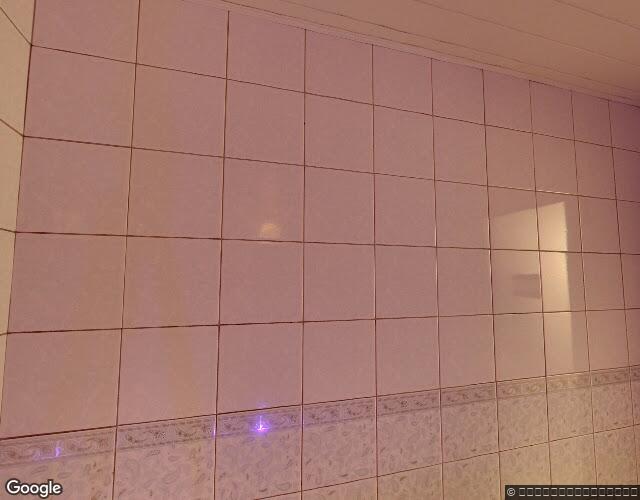 クレヨン 左側からの外観