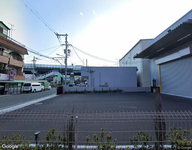 HOTEL LOTUS 東大阪店（ホテル ロータス）【Best Delight Group】 右側からの外観