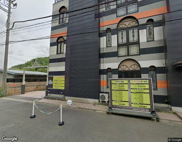 HULA MOON RESORT 右側からの外観