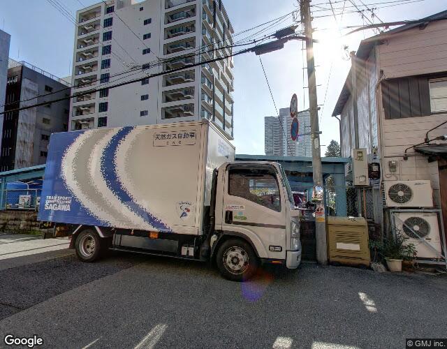 トップレディ 裏側からの外観