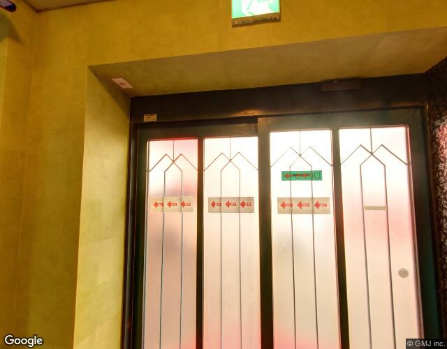 hotel wonder 右側からの外観