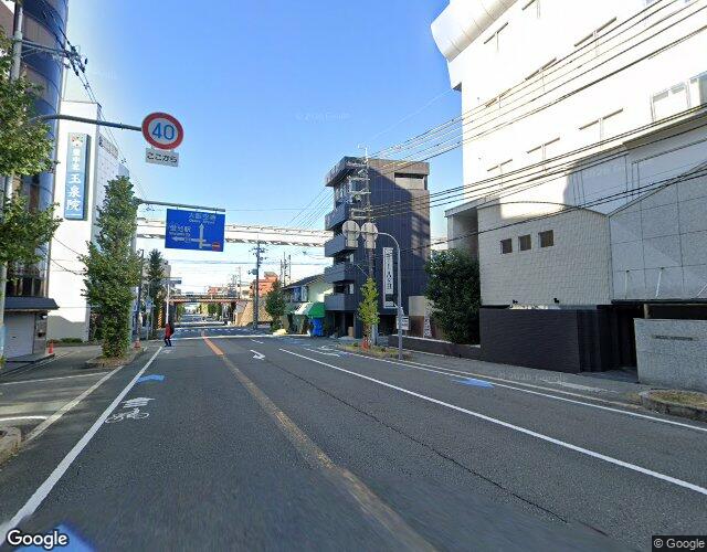 ホテル アシュジュポン 左側からの外観