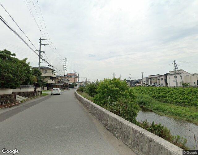 Hotel ASH （ホテル アッシュ） 右側からの外観