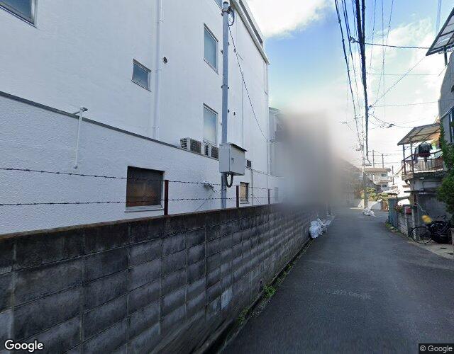 おとぼけビーバー ケセラセラ寝屋川【スタイリッシュグループ(おとぼけビーバー)】 左側からの外観