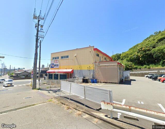 もしもしピエロ　海南店 左側からの外観