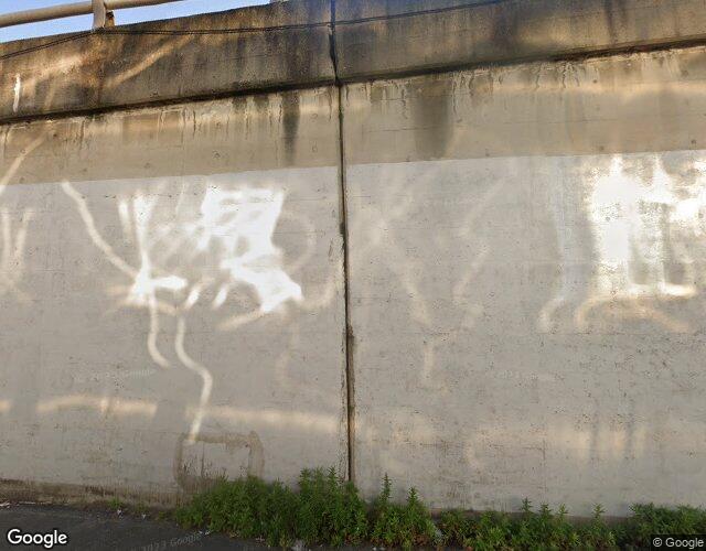 You TOWN 右側からの外観