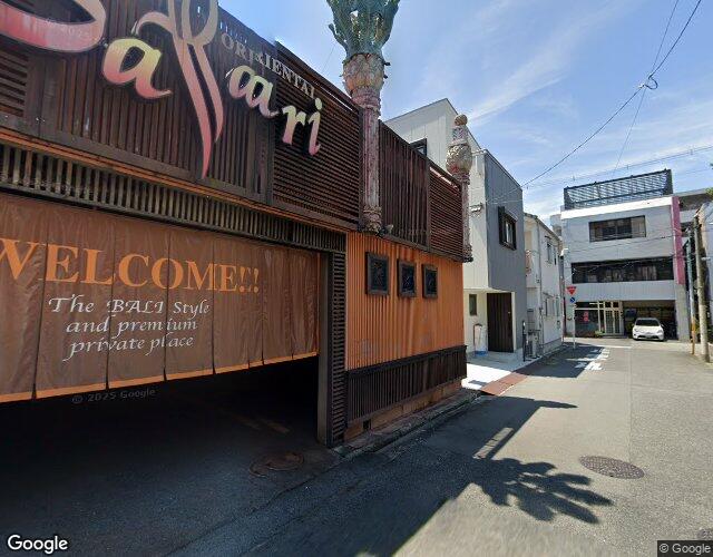 サファリ堺 左側からの外観