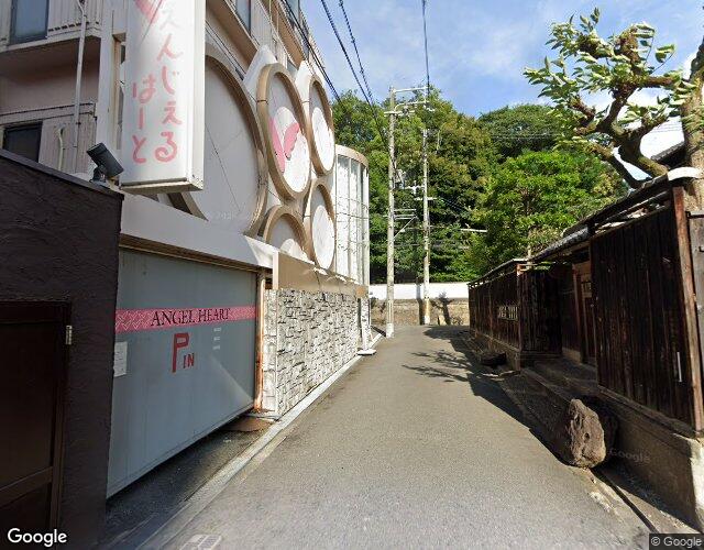 ホテル リトルチャペルココナッツ 天王寺 左側からの外観