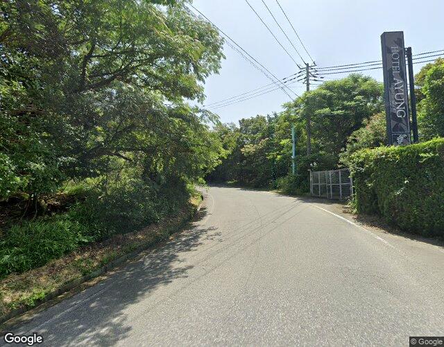 AYUNG 右側からの外観
