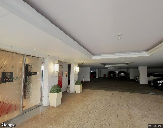 HOTEL DRAPE 右側からの外観