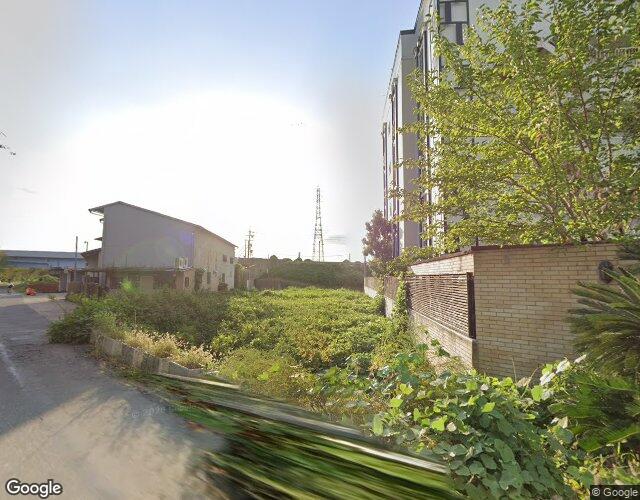 AURA RESORT奈良店 左側からの外観
