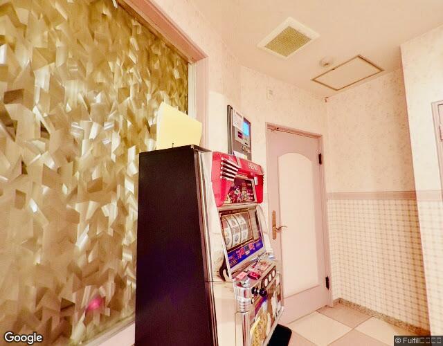 STYLISH枚方 裏側からの外観