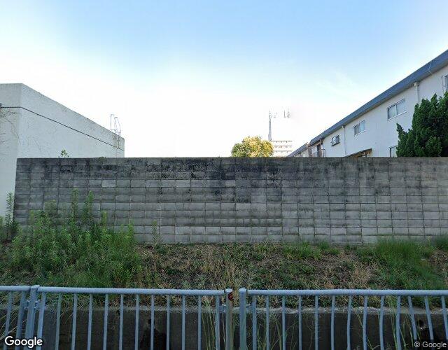 カサブランカ 左側からの外観