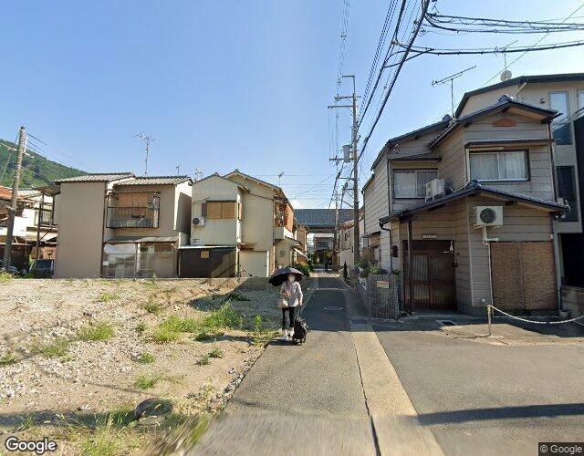 ホテル ラパジュリア　東インター店 裏側からの外観