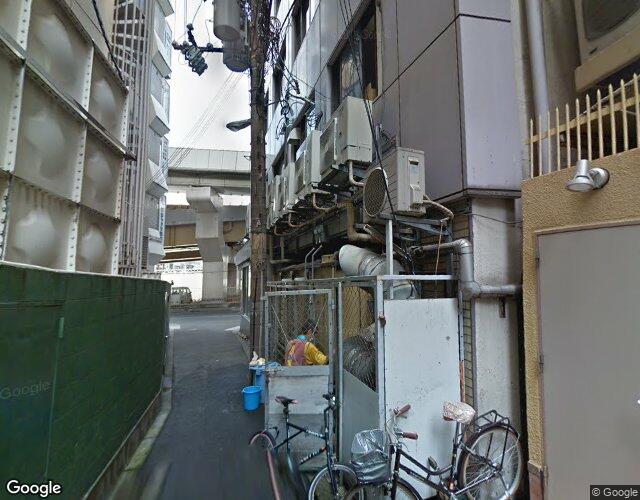 ディガディガドゥ 左側からの外観
