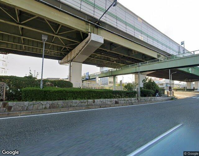 SHASHA（豊中店） 右側からの外観