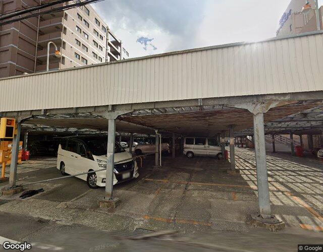 HOTEL Carnet尼崎 裏側からの外観